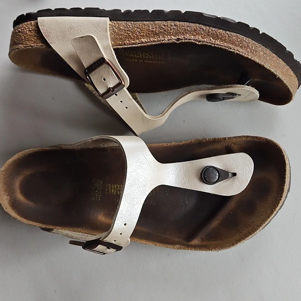 Birkenstock Light Cream Sandals Size 7 Womens - Picture 11 of 13